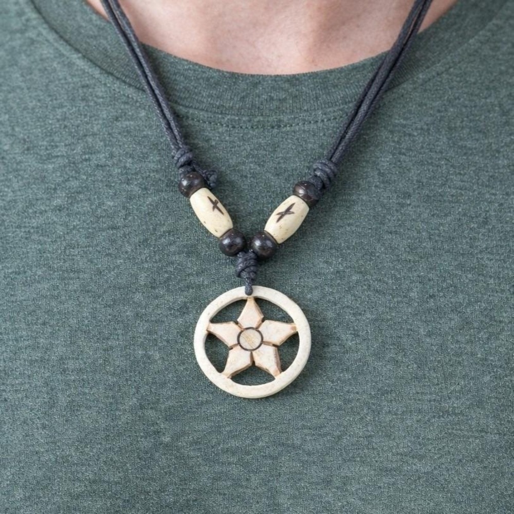 Vintage Carved Floral Pendant Necklace Boho Statement